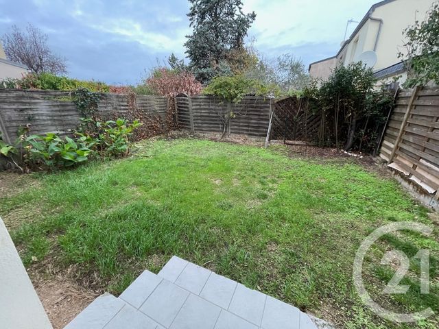 Maison &agrave; louer - 3 pi&egrave;ces - 73,14 m2 - Chatellerault - 86 - POITOU-CHARENTES