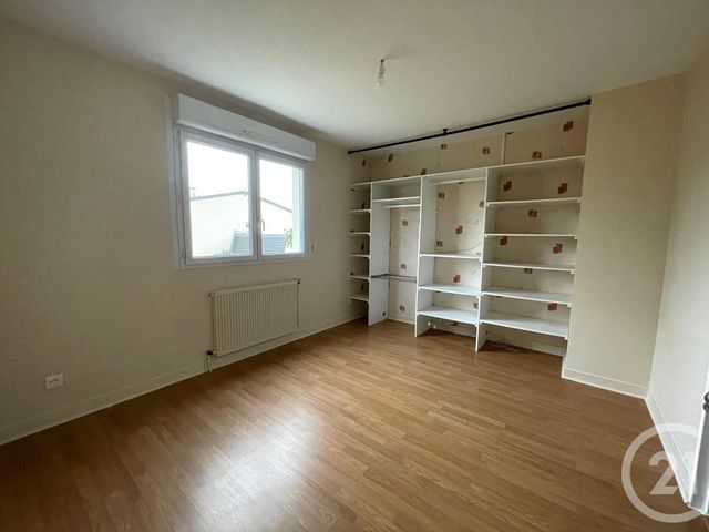 Maison &agrave; louer - 3 pi&egrave;ces - 73,14 m2 - Chatellerault - 86 - POITOU-CHARENTES