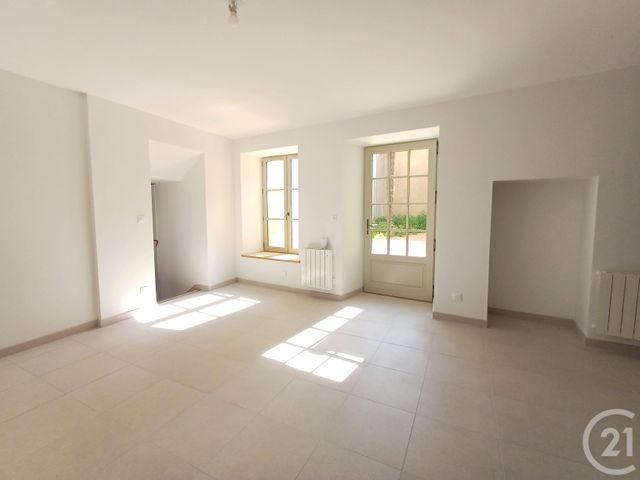 Appartement T2 &agrave; louer - 2 pi&egrave;ces - 48,57 m2 - Chatellerault - 86 - POITOU-CHARENTES