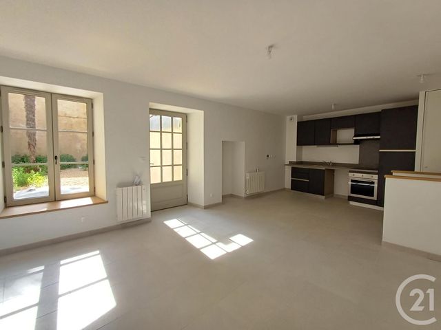 Appartement T2 &agrave; louer - 2 pi&egrave;ces - 48,57 m2 - Chatellerault - 86 - POITOU-CHARENTES