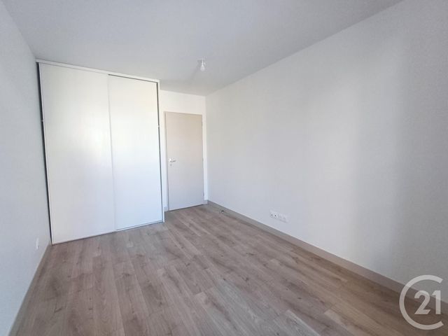 Appartement T2 &agrave; louer - 2 pi&egrave;ces - 48,57 m2 - Chatellerault - 86 - POITOU-CHARENTES