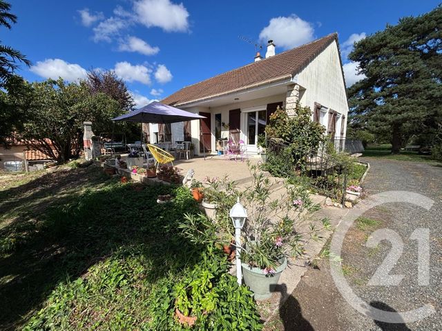Maison 4 pièces 138 m² · aux Ormes · 138 m² · 169 500 €