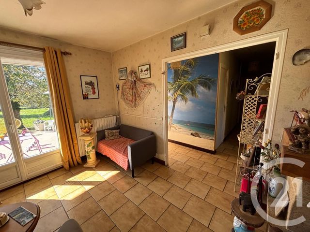 Maison &agrave; vendre - 4 pi&egrave;ces - 138 m2 - Les Ormes - 86 - POITOU-CHARENTES