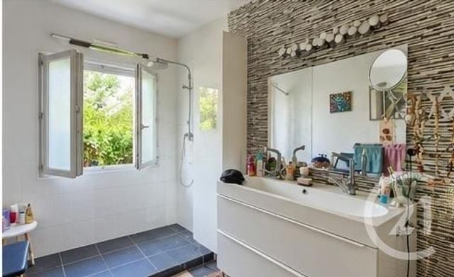 Maison &agrave; vendre - 4 pi&egrave;ces - 104 m2 - Chatellerault - 86 - POITOU-CHARENTES