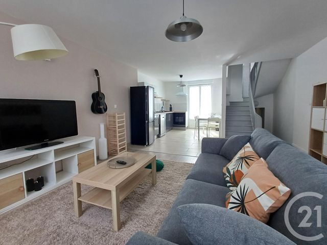 Appartement Chambre &agrave; louer - 4 pi&egrave;ces - 13,47 m2 - Chatellerault - 86 - POITOU-CHARENTES