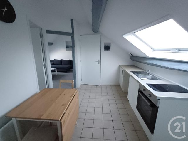 Appartement T2 &agrave; louer - 2 pi&egrave;ces - 29,55 m2 - Chatellerault - 86 - POITOU-CHARENTES