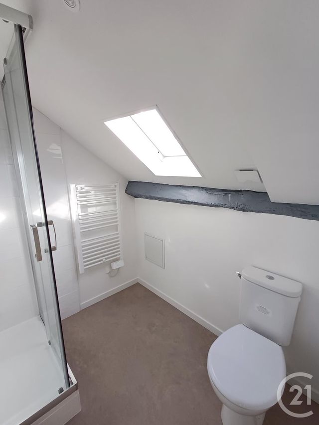 Appartement T2 &agrave; louer - 2 pi&egrave;ces - 29,55 m2 - Chatellerault - 86 - POITOU-CHARENTES