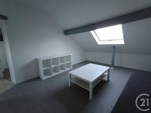 Appartement T2 &agrave; louer - 2 pi&egrave;ces - 29,55 m2 - Chatellerault - 86 - POITOU-CHARENTES