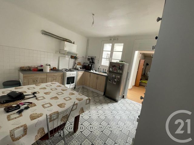 Maison &agrave; louer - 3 pi&egrave;ces - 90 m2 - Chatellerault - 86 - POITOU-CHARENTES