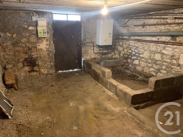 Maison &agrave; louer - 3 pi&egrave;ces - 90 m2 - Chatellerault - 86 - POITOU-CHARENTES