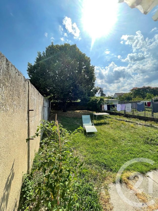 Maison &agrave; louer - 3 pi&egrave;ces - 90 m2 - Chatellerault - 86 - POITOU-CHARENTES