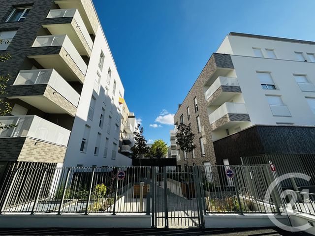 Appartement F3 à vendre - 3 pièces - 66 m2 - Sartrouville - 78 - ILE-DE-FRANCE