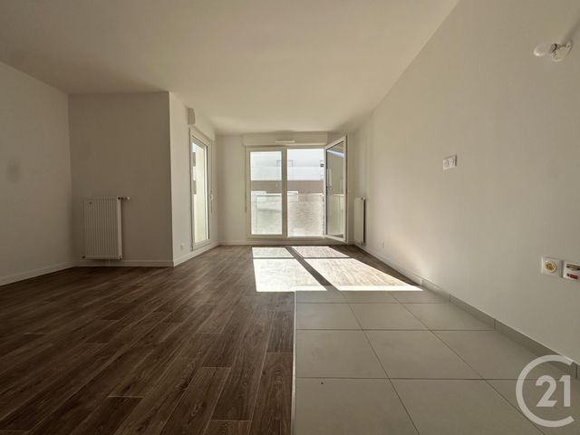 Appartement F3 à vendre - 3 pièces - 66 m2 - Sartrouville - 78 - ILE-DE-FRANCE