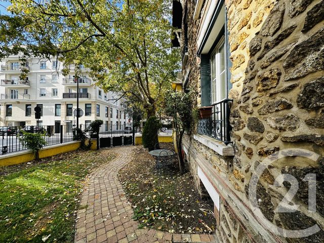 Maison &agrave; vendre - 8 pi&egrave;ces - 121,50 m2 - Sartrouville - 78 - ILE-DE-FRANCE
