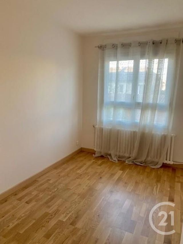 Appartement F3 &agrave; louer - 3 pi&egrave;ces - 52,24 m2 - Sartrouville - 78 - ILE-DE-FRANCE
