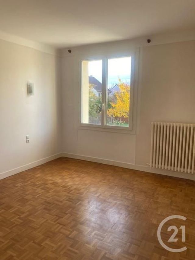 Maison à louer - 3 pièces - 82,05 m2 - Sartrouville - 78 - ILE-DE-FRANCE