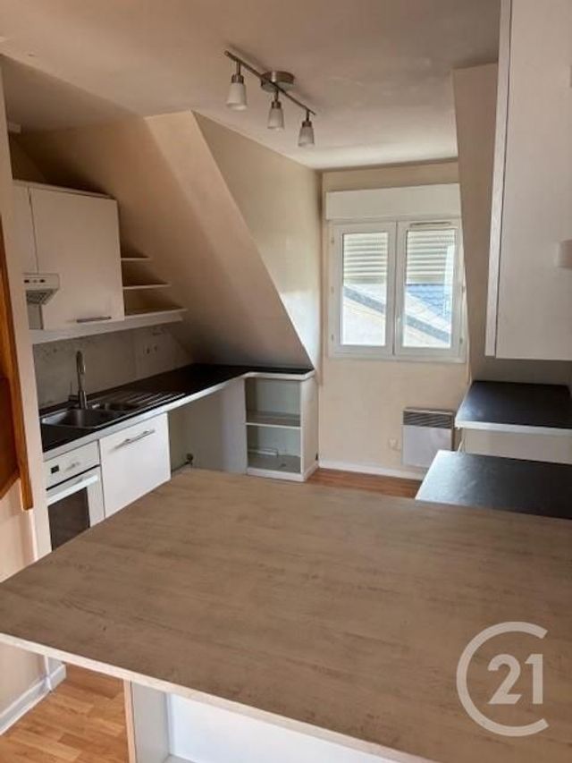 Appartement F3 &agrave; louer - 3 pi&egrave;ces - 51,38 m2 - Sartrouville - 78 - ILE-DE-FRANCE
