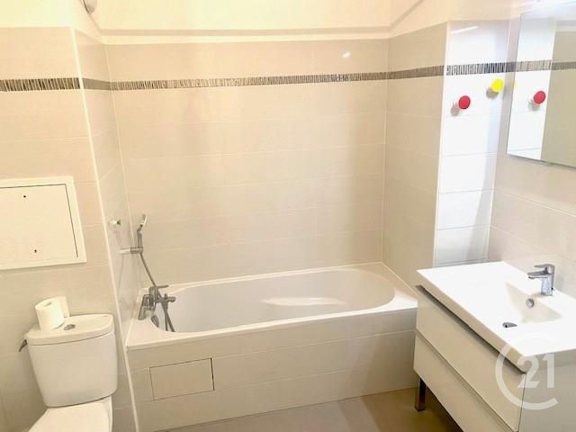 Appartement F2 &agrave; louer - 2 pi&egrave;ces - 44,85 m2 - Sartrouville - 78 - ILE-DE-FRANCE