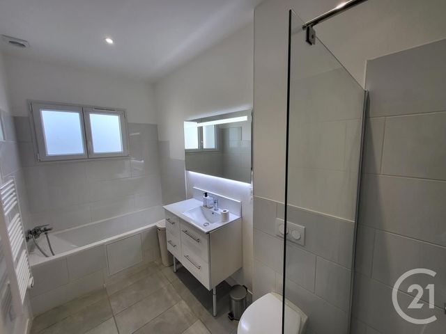 Maison &agrave; louer - 3 pi&egrave;ces - 76,47 m2 - Houilles - 78 - ILE-DE-FRANCE