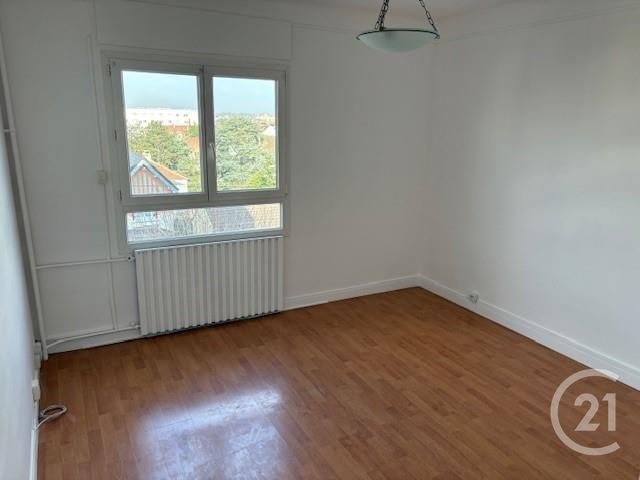 Appartement F3 &agrave; louer - 3 pi&egrave;ces - 55,30 m2 - Sartrouville - 78 - ILE-DE-FRANCE