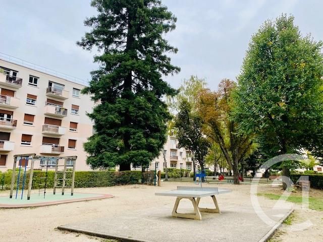 Appartement F3 &agrave; louer - 3 pi&egrave;ces - 55,30 m2 - Sartrouville - 78 - ILE-DE-FRANCE