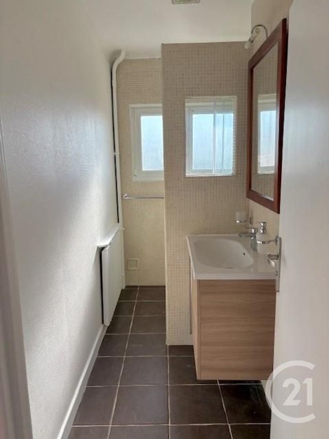 Appartement F3 &agrave; louer - 3 pi&egrave;ces - 55,30 m2 - Sartrouville - 78 - ILE-DE-FRANCE