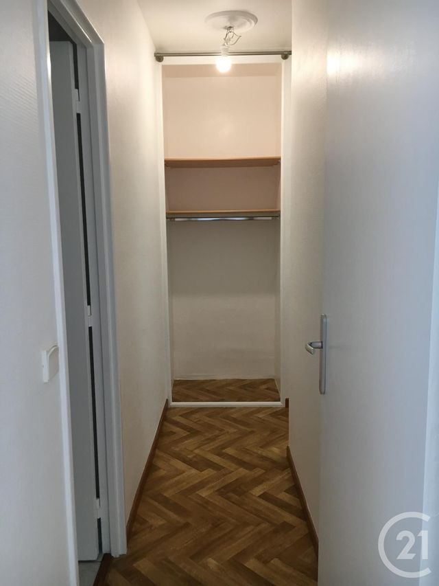 Appartement F2 &agrave; louer - 2 pi&egrave;ces - 46 m2 - Montesson - 78 - ILE-DE-FRANCE