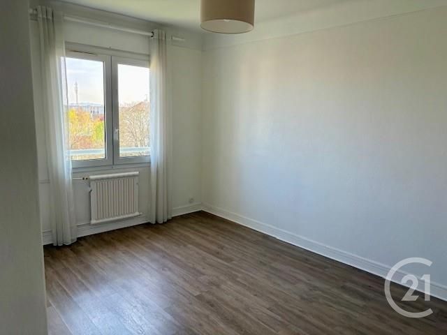 Appartement &agrave; louer - 3 pi&egrave;ces - 59,42 m2 - Sartrouville - 78 - ILE-DE-FRANCE