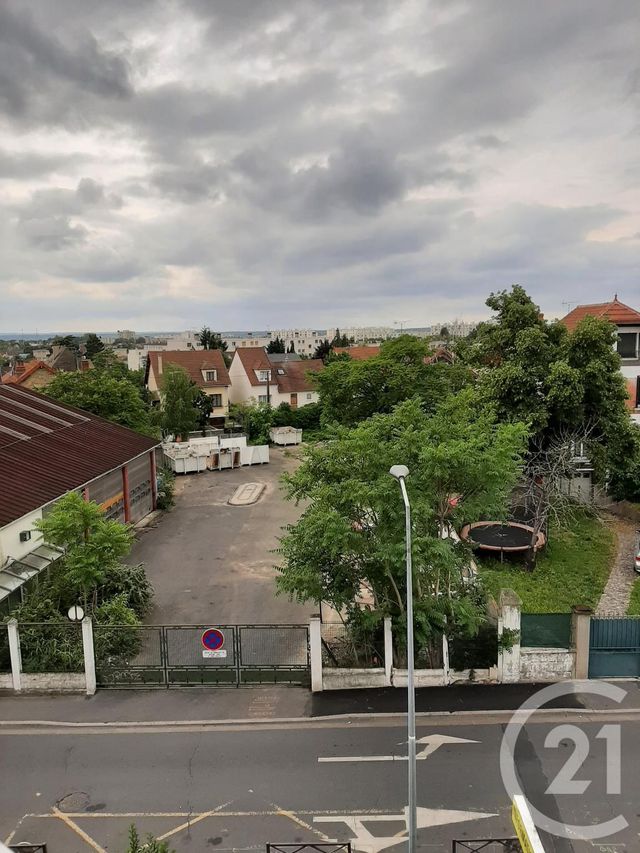 Appartement F2 &agrave; louer - 2 pi&egrave;ces - 37,80 m2 - Houilles - 78 - ILE-DE-FRANCE