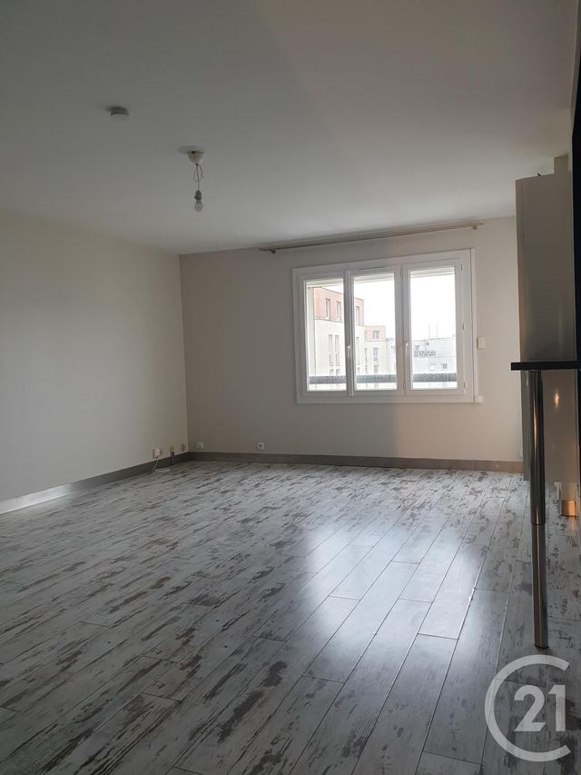 Appartement &agrave; louer - 3 pi&egrave;ces - 62,58 m2 - Sartrouville - 78 - ILE-DE-FRANCE
