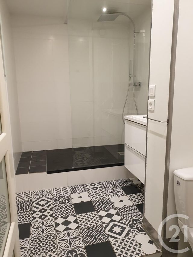 Appartement &agrave; louer - 3 pi&egrave;ces - 62,58 m2 - Sartrouville - 78 - ILE-DE-FRANCE