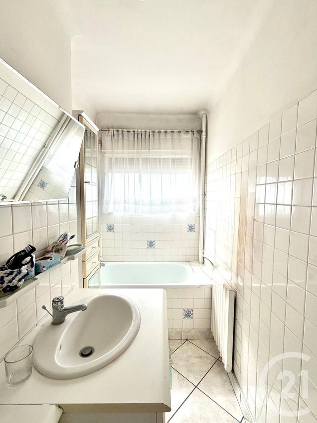 Appartement F4 &agrave; vendre - 4 pi&egrave;ces - 68,53 m2 - Sartrouville - 78 - ILE-DE-FRANCE