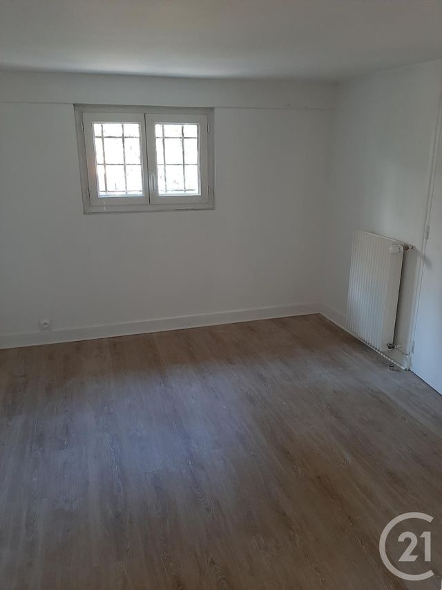 Maison &agrave; louer - 7 pi&egrave;ces - 125,35 m2 - Chatou - 78 - ILE-DE-FRANCE