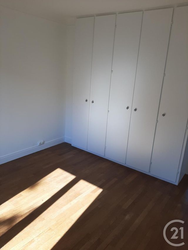Maison &agrave; louer - 7 pi&egrave;ces - 125,35 m2 - Chatou - 78 - ILE-DE-FRANCE