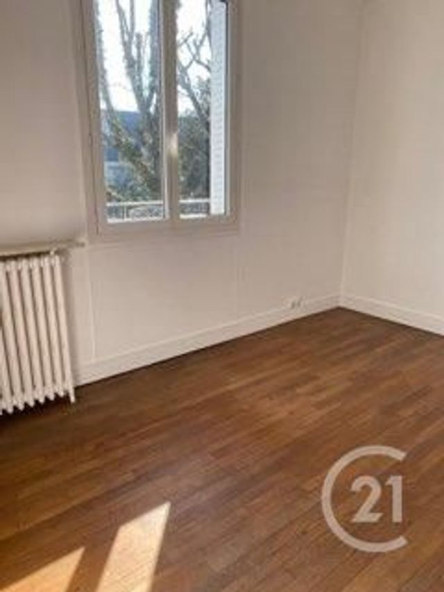 Maison &agrave; louer - 7 pi&egrave;ces - 125,35 m2 - Chatou - 78 - ILE-DE-FRANCE