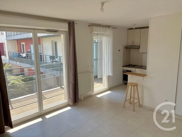 Appartement &agrave; louer - 3 pi&egrave;ces - 59 m2 - Sartrouville - 78 - ILE-DE-FRANCE