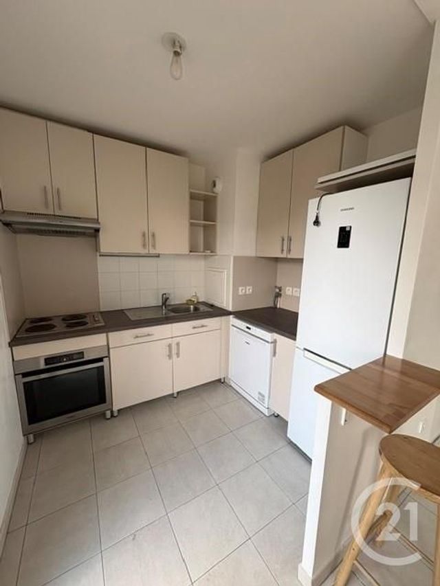Appartement &agrave; louer - 3 pi&egrave;ces - 59 m2 - Sartrouville - 78 - ILE-DE-FRANCE