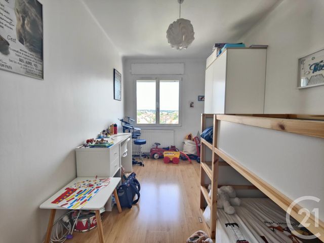 Appartement F4 &agrave; vendre - 4 pi&egrave;ces - 68,02 m2 - Sartrouville - 78 - ILE-DE-FRANCE