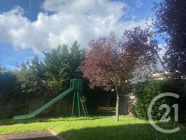 Appartement F4 &agrave; louer - 4 pi&egrave;ces - 62,67 m2 - Sartrouville - 78 - ILE-DE-FRANCE
