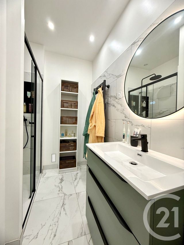 Appartement F5 à vendre - 5 pièces - 122,83 m2 - Le Mesnil Le Roi - 78 - ILE-DE-FRANCE