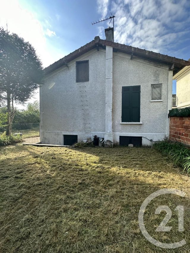 Maison à vendre - 10 pièces - 165 m2 - Le Mesnil Le Roi - 78 - ILE-DE-FRANCE