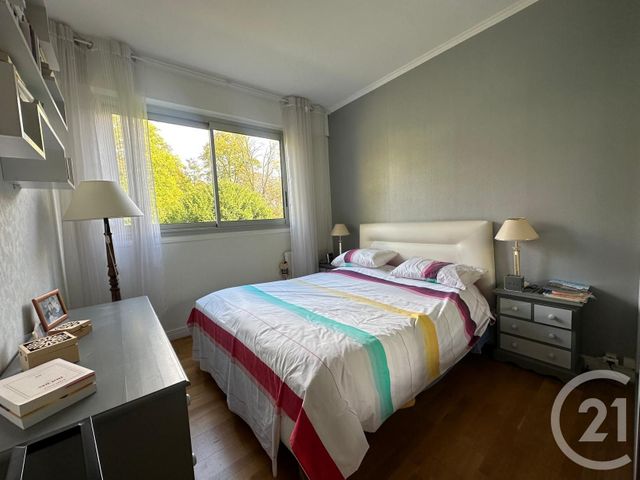 Appartement F5 à vendre - 5 pièces - 108 m2 - Le Mesnil Le Roi - 78 - ILE-DE-FRANCE