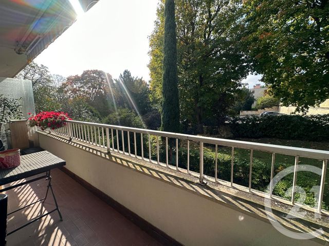 Appartement F5 à vendre - 5 pièces - 108 m2 - Le Mesnil Le Roi - 78 - ILE-DE-FRANCE