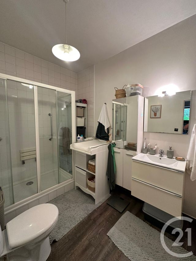 Appartement F2 à vendre - 2 pièces - 65 m2 - Le Mesnil Le Roi - 78 - ILE-DE-FRANCE