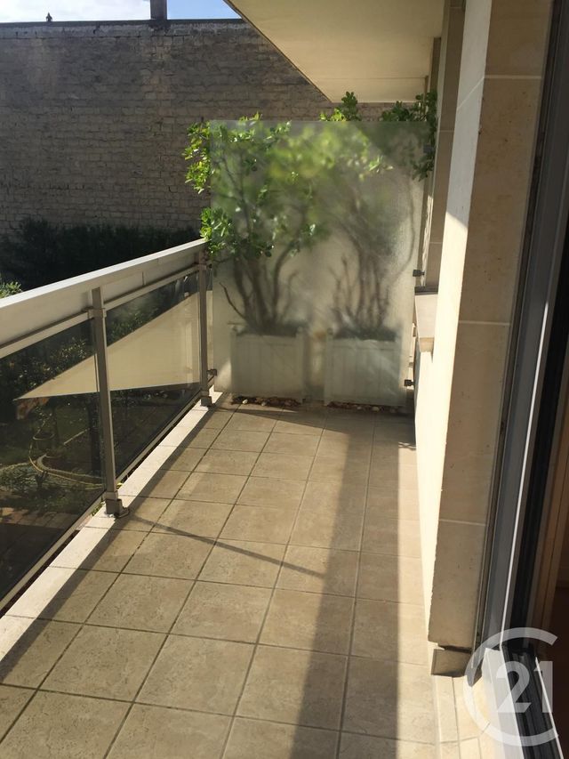 Appartement Studio &agrave; louer - 1 pi&egrave;ce - 24,91 m2 - Maisons Laffitte - 78 - ILE-DE-FRANCE