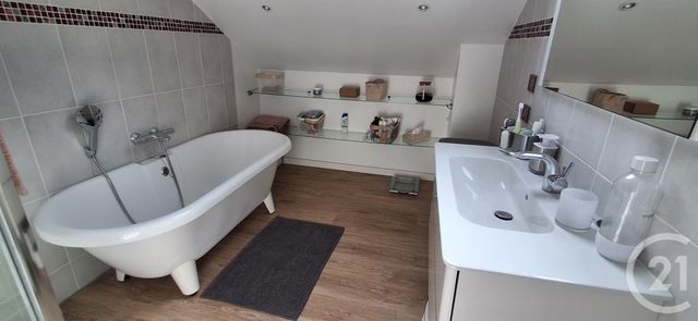 Maison &agrave; louer - 6 pi&egrave;ces - 117,82 m2 - Maisons Laffitte - 78 - ILE-DE-FRANCE