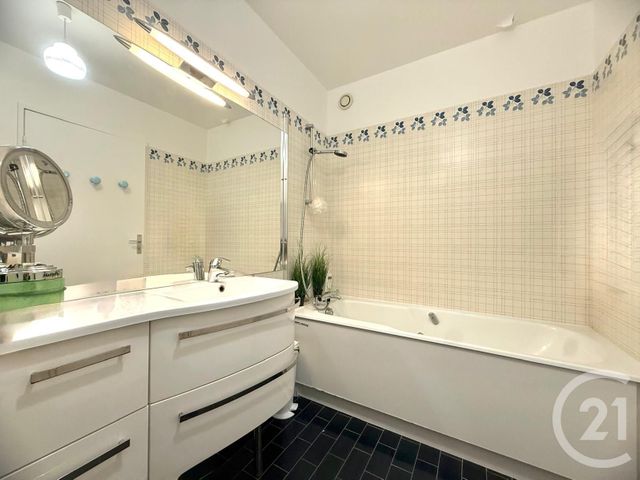 Appartement T3 &agrave; vendre - 3 pi&egrave;ces - 63,62 m2 - Maisons Laffitte - 78 - ILE-DE-FRANCE