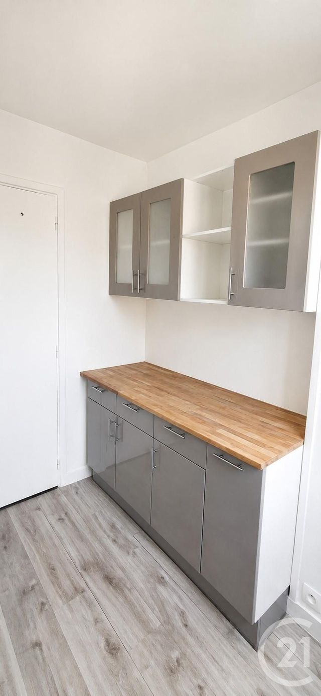 Appartement &agrave; louer - 3 pi&egrave;ces - 53,30 m2 - Maisons Laffitte - 78 - ILE-DE-FRANCE