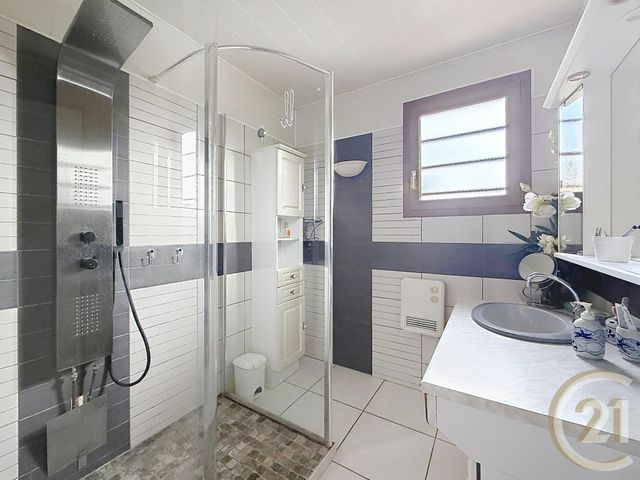 Maison &agrave; vendre - 7 pi&egrave;ces - 108,54 m2 - Malaunay - 76 - HAUTE-NORMANDIE