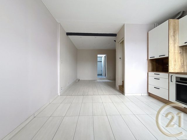 Maison &agrave; vendre - 4 pi&egrave;ces - 84,87 m2 - Deville Les Rouen - 76 - HAUTE-NORMANDIE